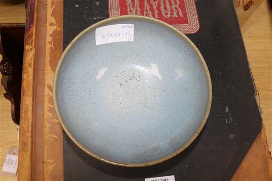 A Chinese Jun type bowl and a Chinese celadon crackle glaze bowl, 19th/20th century diameter 18cm and 26.5cm
